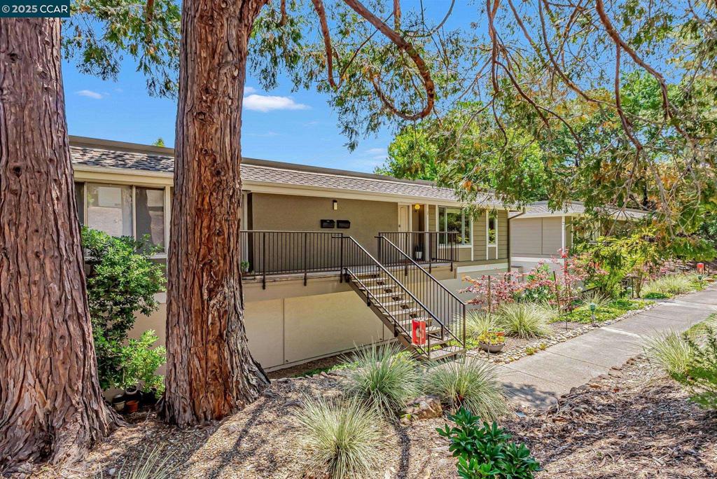 Peaceful Retreat in Rossmoor – Updated 1-Bedroom home with Stunning Views. Welcome to your serene escape in Rossmoor, The SF Bay Area’s premier 55+ resort community. This beautifully updated one-bedroom, one-bath end unit offers the perfect blend of comfort, privacy, and natural beauty. Enjoy elevated views—with no neighbors above or below—in a quiet, tucked-away corner of Rossmoor. Thoughtfully remodeled, the home features bamboo flooring throughout, dual-pane windows, and two efficient mini-split systems for year-round comfort. The kitchen and bathroom have been tastefully updated, and you’ll love the convenience of your in-unit washer and dryer. Large windows flood the home with natural light and showcase picturesque views of the surrounding hills and trees, both front and back. A dedicated carport is just steps away, with ample guest parking nearby. All of this in one of Rossmoor’s most tranquil settings—perfect for enjoying the peaceful, nature-filled lifestyle.