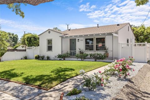 Photo of 735 N Orchard Dr, Burbank, CA 91506 (MLS # BB26084043)