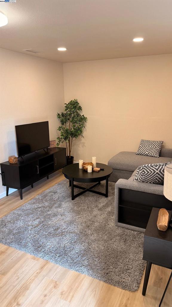 Not Listed - Residential