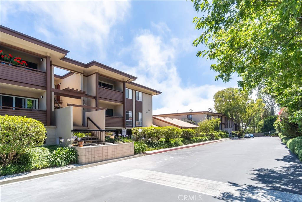 Welcome to the Beautiful 5927 armaga Spring community. Beautifully remodeled condo in the desirable complex of the crest area. This upgraded 2- bedroom 2-bathroom unit is move-in ready. This beautiful bright condo has New floor, Fresh paint, upgraded bathroom. Laundry closet in Hallway. Community amenities include pool, and built-in BBQ, Trails and Parks. HOA is including Water, Sewer and trash. Assessment Is $80.80 and it will be finished soon. Close to parks, Shopping centers, Golf course, Peninsula shopping center and award- winning PV schools. 2 Side by side parking spot and private storage.