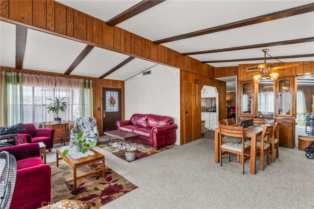 2514 W Orangethorpe 35
