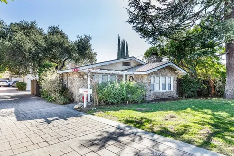 2123 Crescent Ave, Montrose, CA 91020 - MLS#: GD26025290
