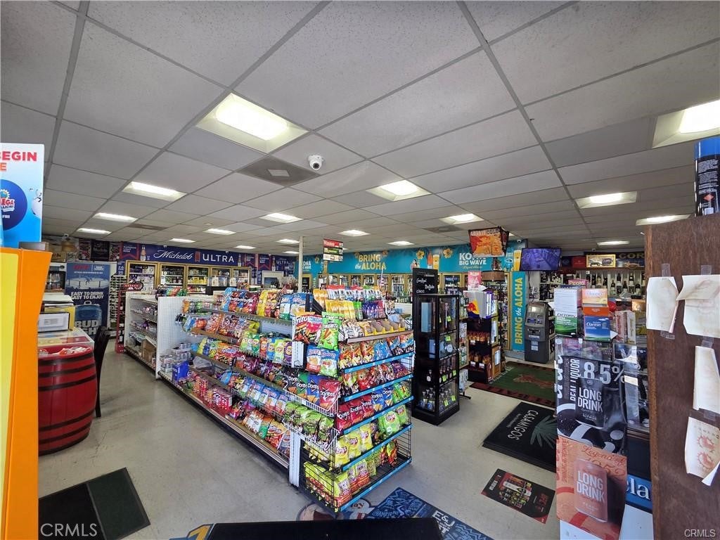 2515 W Carson