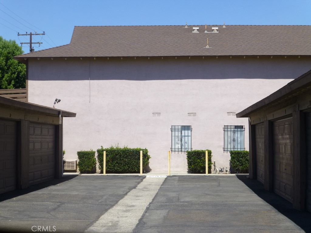 Holiday Harbor III HOA - Residential Income