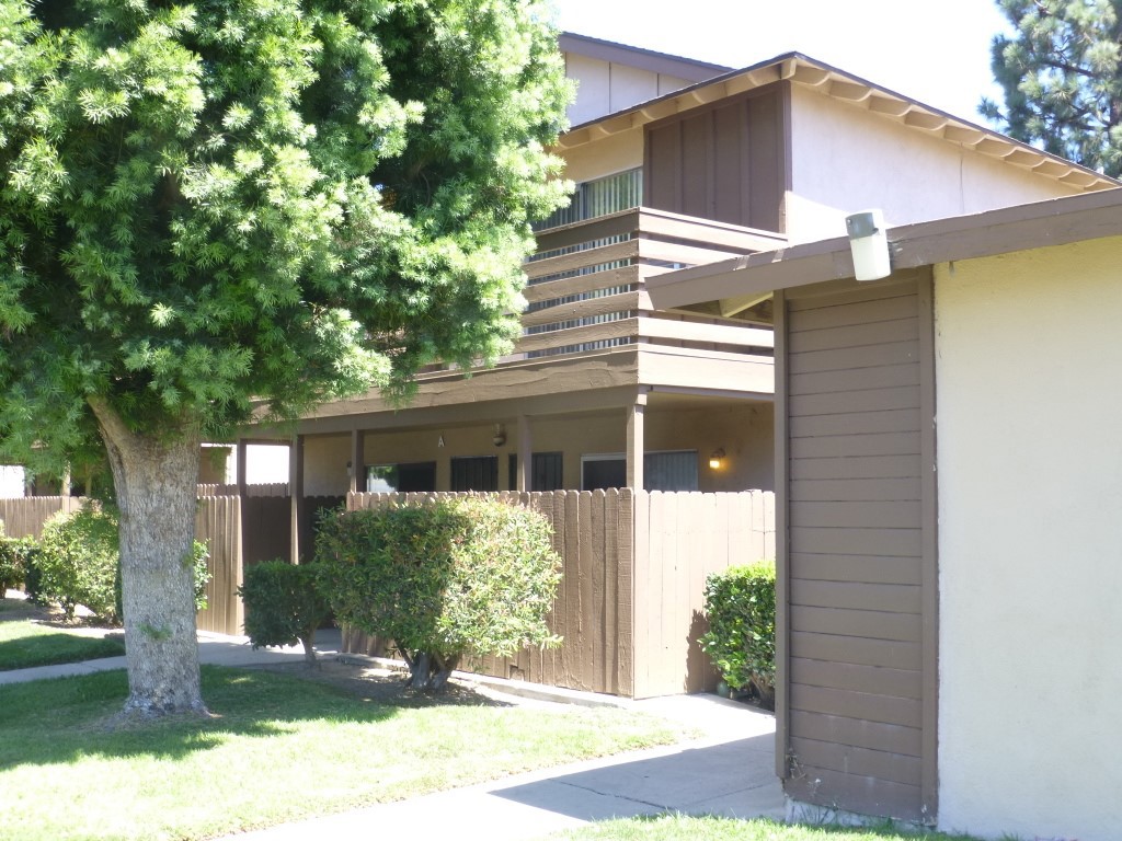 Holiday Harbor III HOA - Residential Income