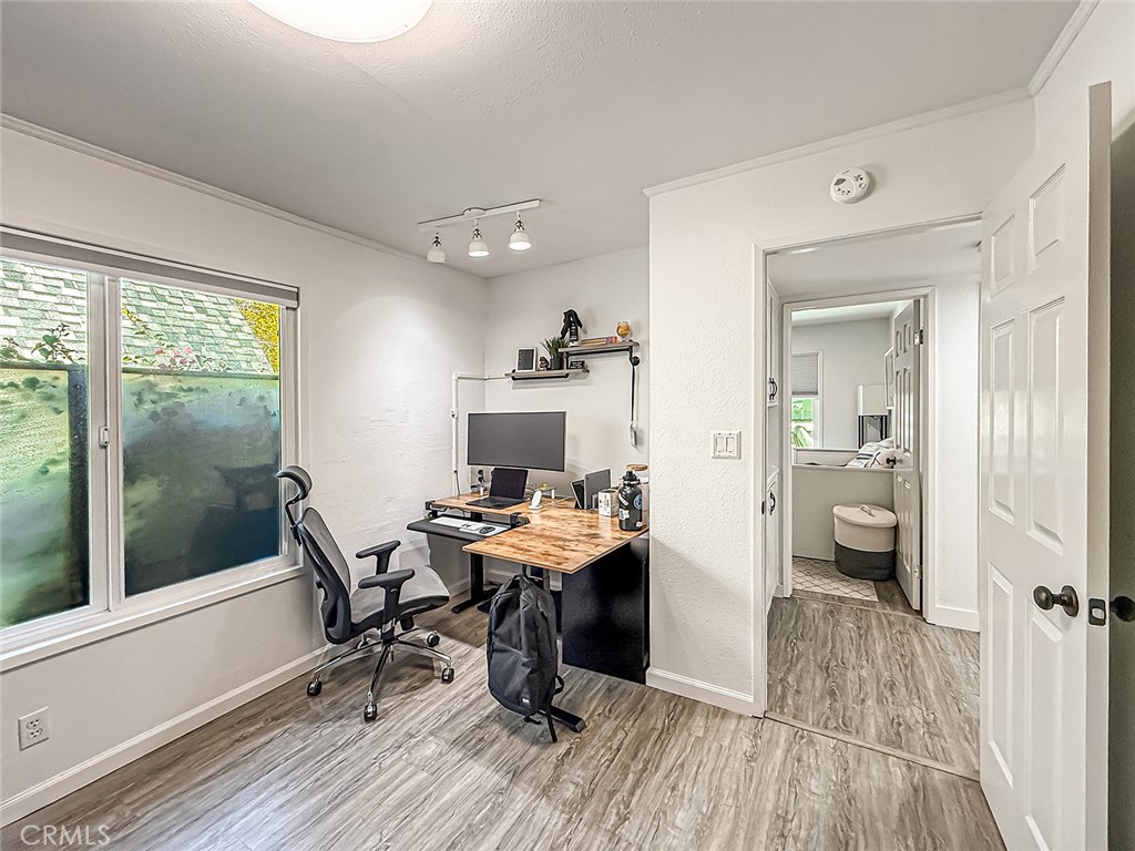 Ventu Park (124) - Residential