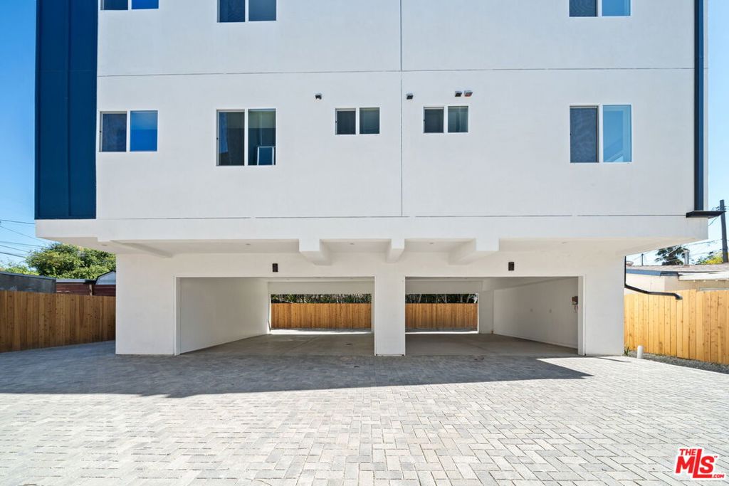 Brand-new townhome available in prime North Hollywood! Now offering a move-in special get one month free on an approved 12-month lease. Base rent is $3,445, with a discounted rate of $3,157/month for the first year. After the first year, rent will return to $3,445/month. This modern unit features in-unit laundry, laminate flooring, recessed lighting, and a sleek kitchen with quartz counters and stainless steel appliances. Gated parking available for $100/month. Bright, spacious, and just completed schedule your tour today!