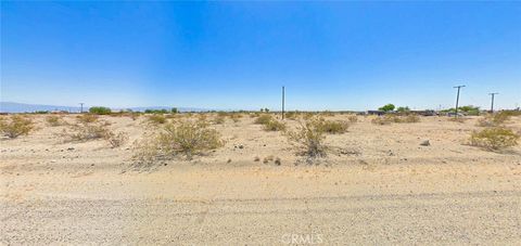 Photo of 2328 Port Avenue, Thermal, CA 92274 (MLS # ND26068109)