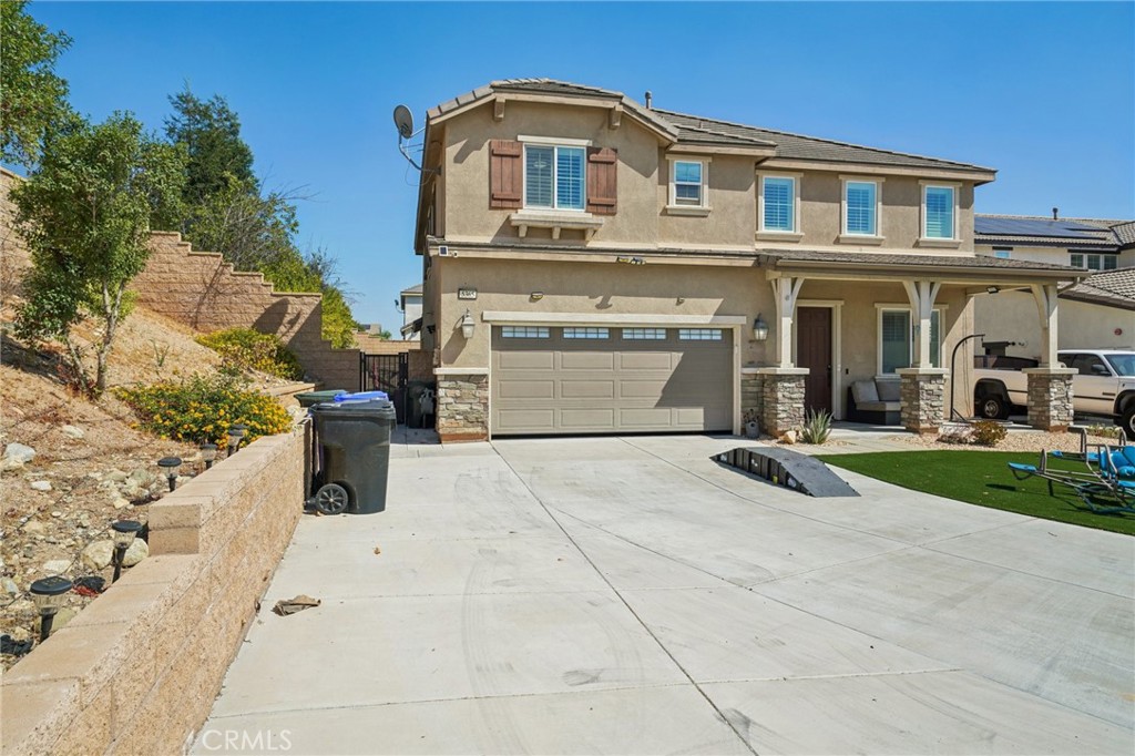 5365 Pine Leaf Avenue