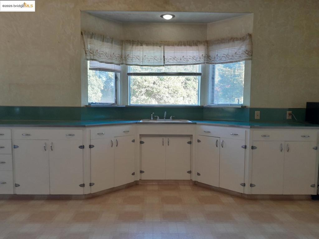 GILROY - Residential