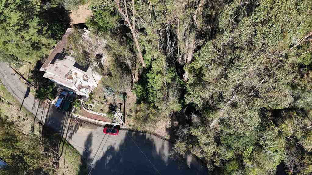 6698 Moore Dr