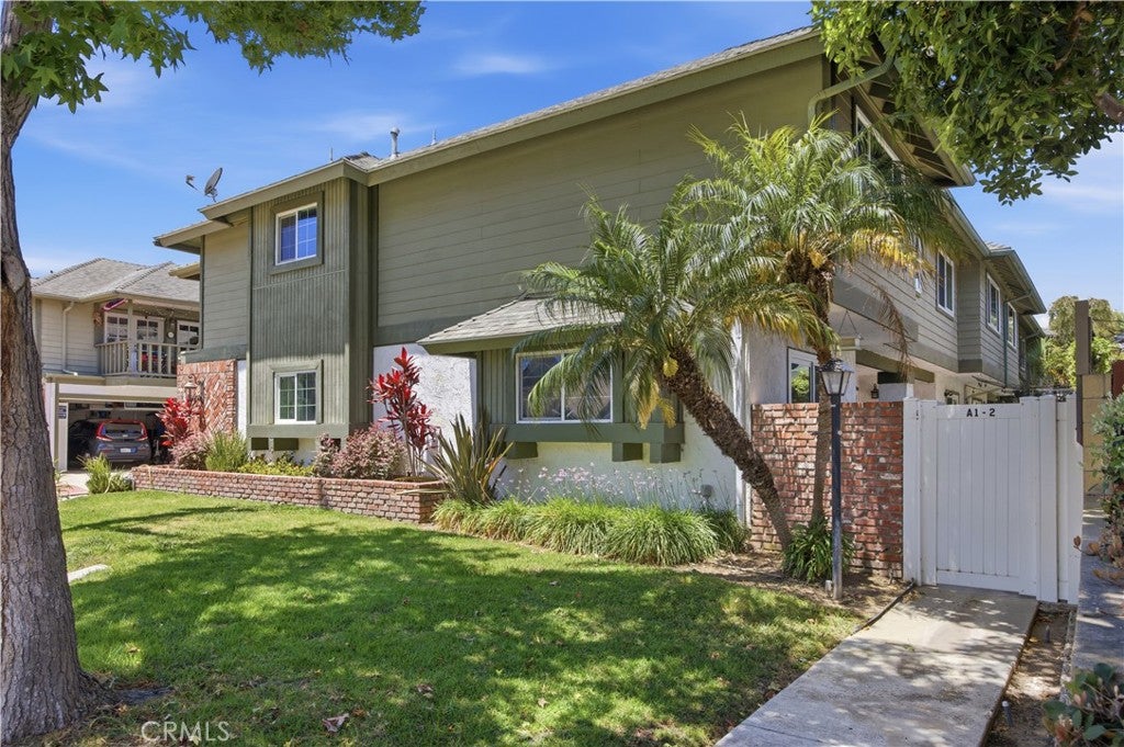 2231 Pacific Ave A1, Costa Mesa CA 92627