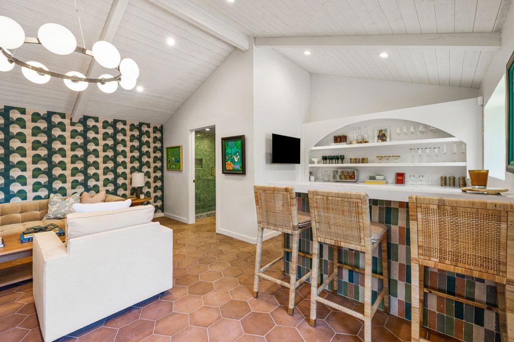 Movie Colony - Residential