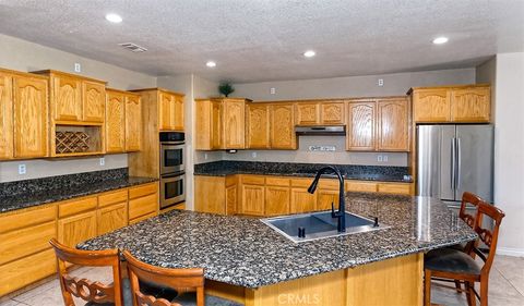 8855 Smith Road Phelan CA 92371