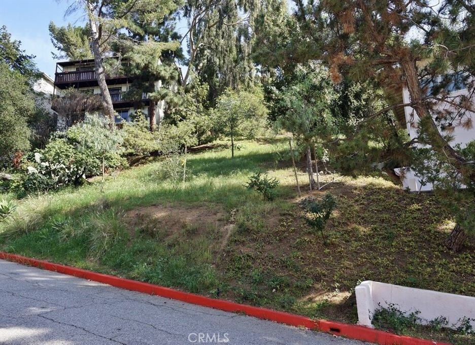 1112 VINCENT Way