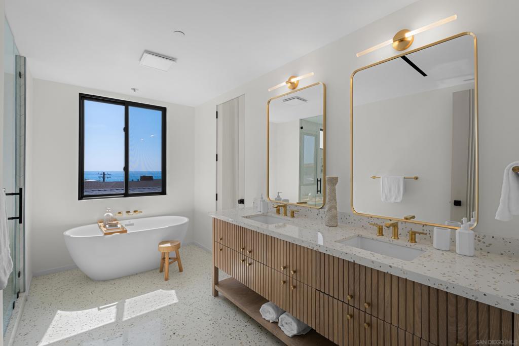 La Jolla - Residential Lease
