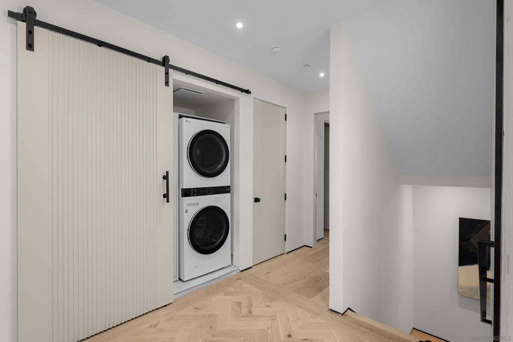La Jolla - Residential Lease