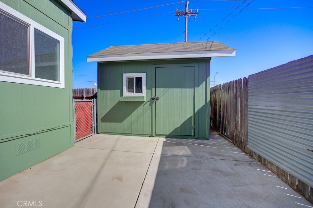 2700 Cienaga Street 8