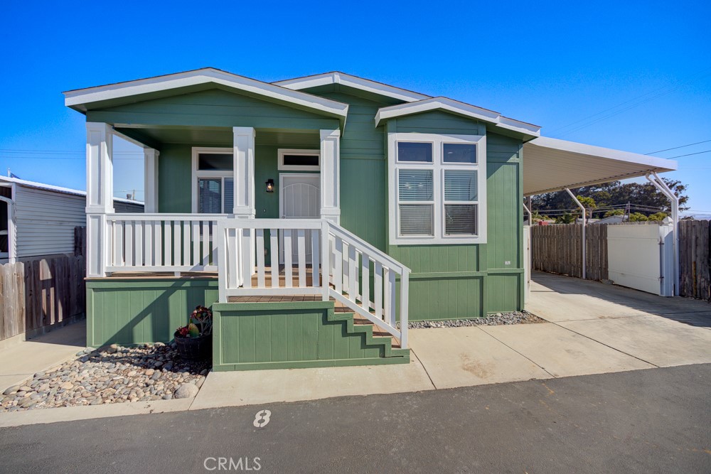 2700 Cienaga Street 8
