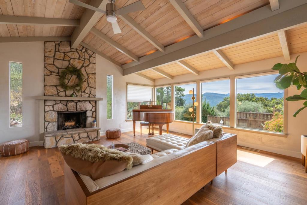 25390 Tierra Grande Drive