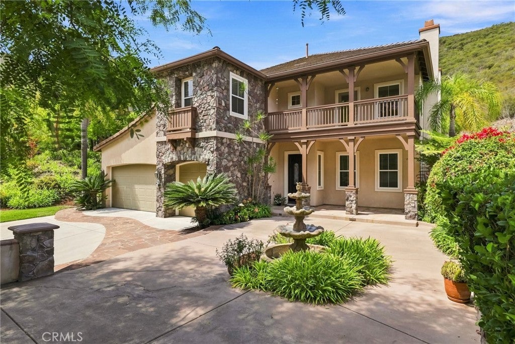 1014 Skyline Place