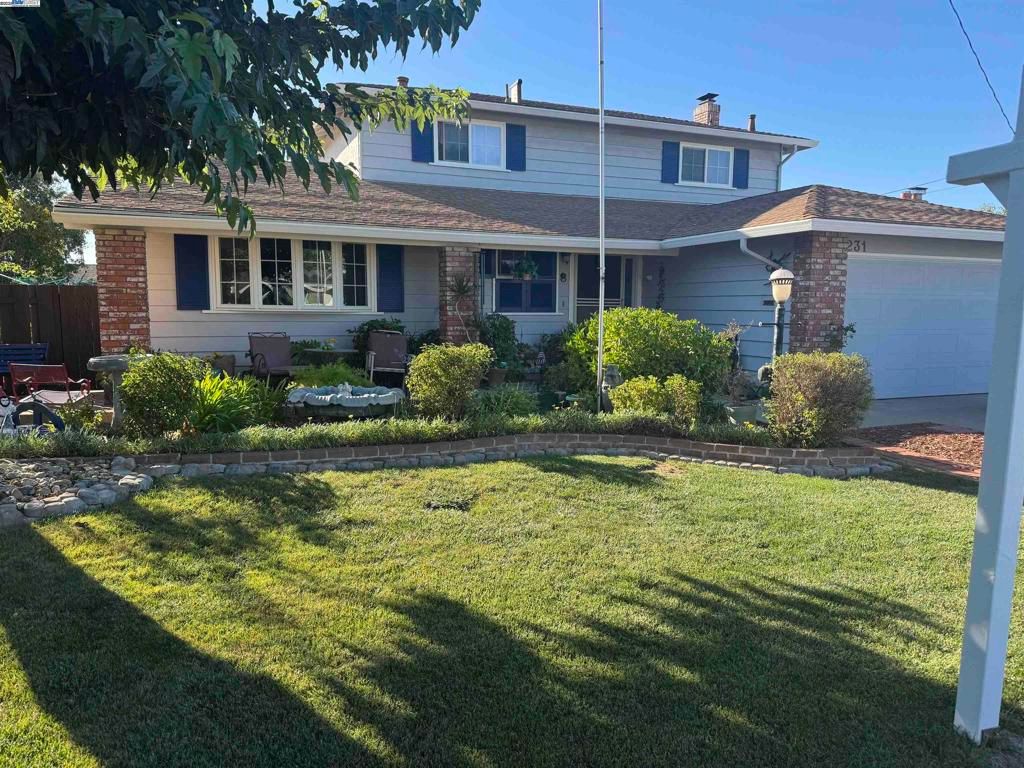 Photo of 231 El Caminito, Livermore, CA 94550 (MLS # 41113880)
