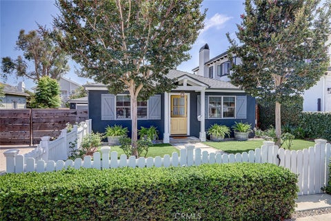 Photo of 2002 Robinson Street, Redondo Beach, CA 90278 (MLS # SB26157730)