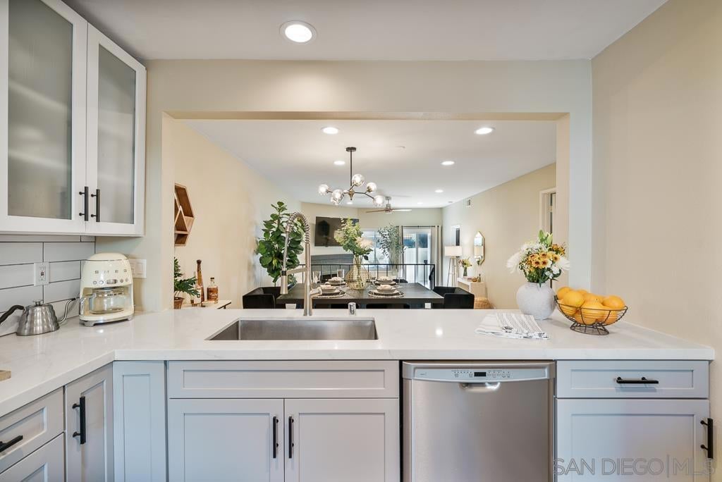 3121 Evening Way Way