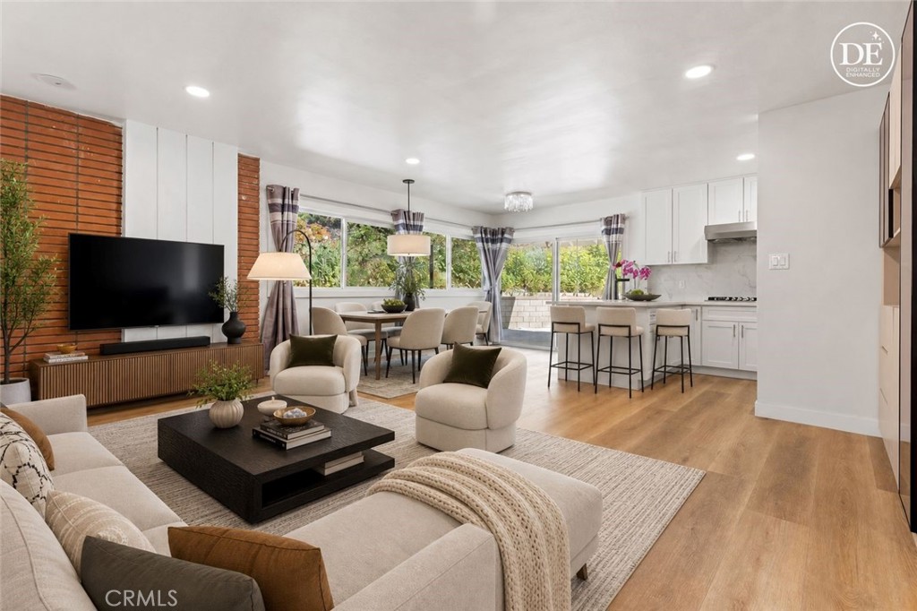 2021 S Sunrise Drive