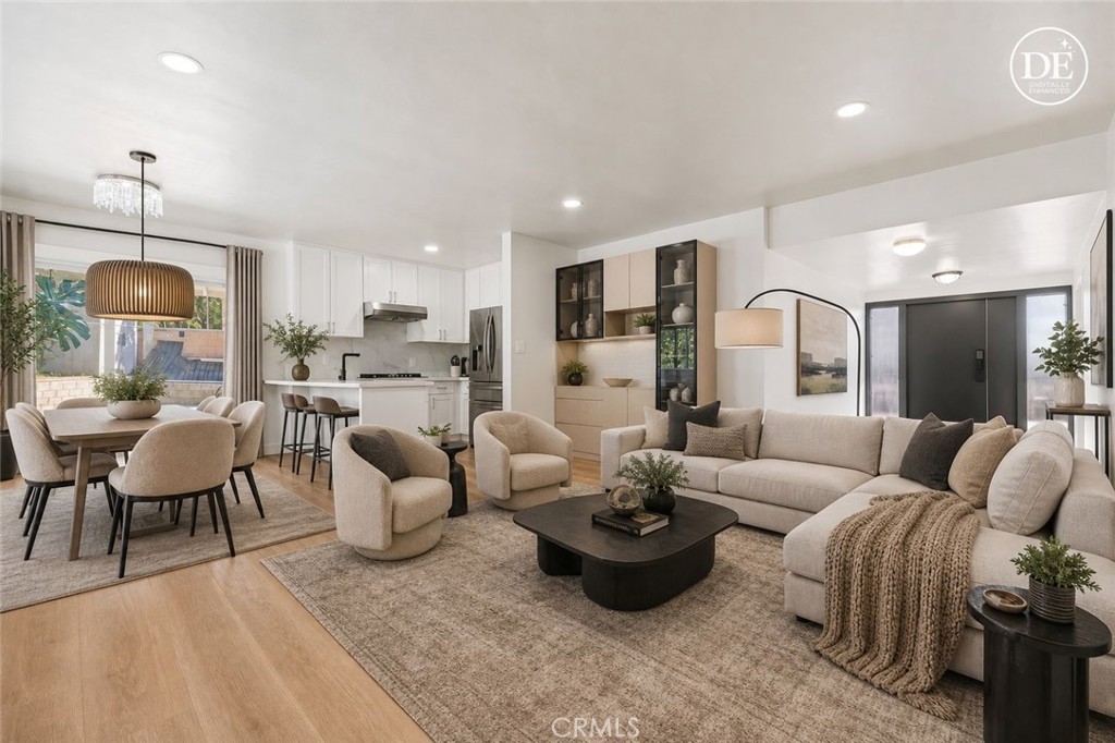 2021 S Sunrise Drive