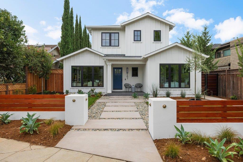 562 Palm Avenue