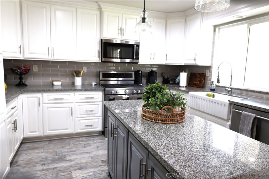 7833 CALLE CARRISA Street