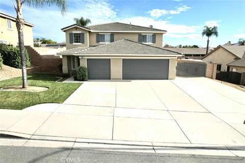 7833 CALLE CARRISA Street Highland CA 92346