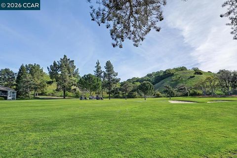 Photo of 3210 Rossmoor Pkwy Pkwy #4, Walnut Creek, CA 94595 (MLS # 41127380)