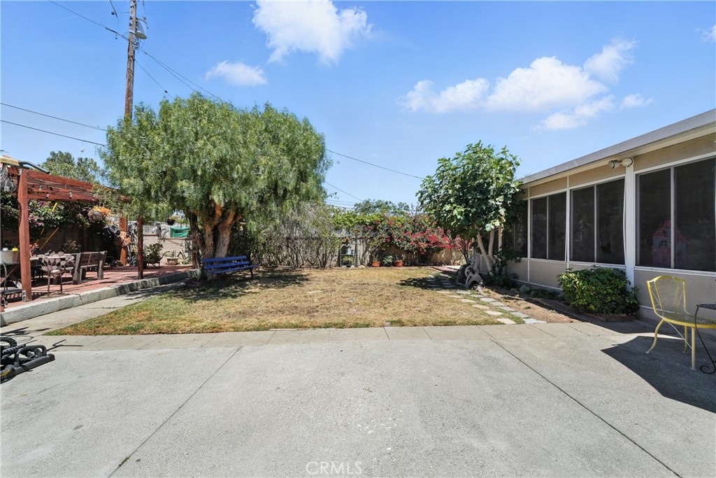 123 E Andrix Street