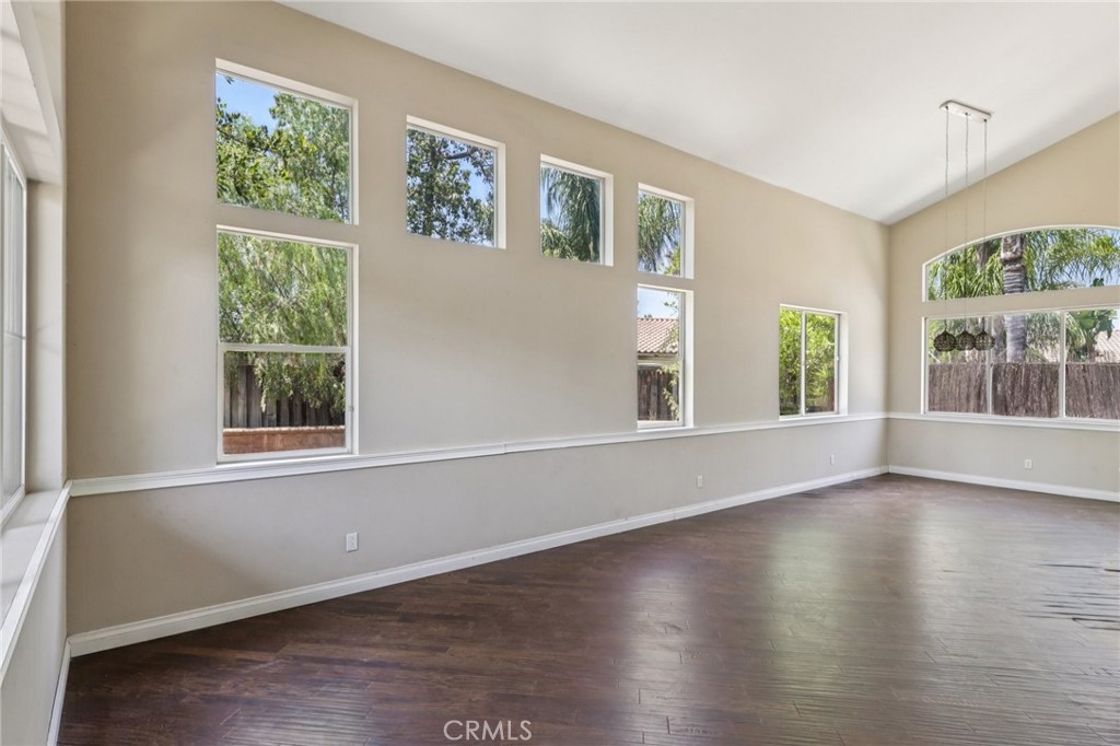 23360 Mountain Song Loop