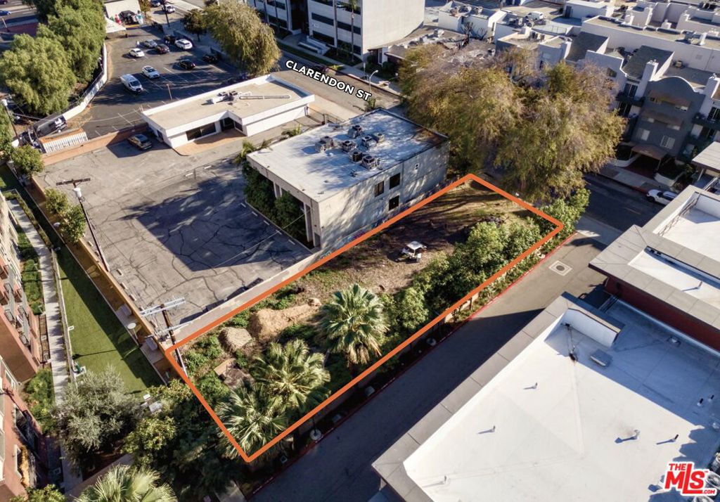 22045 Clarendon Street