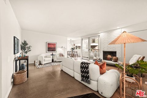 Photo of 8401 Fountain Avenue #13, West Hollywood, CA 90069 (MLS # 26828135)