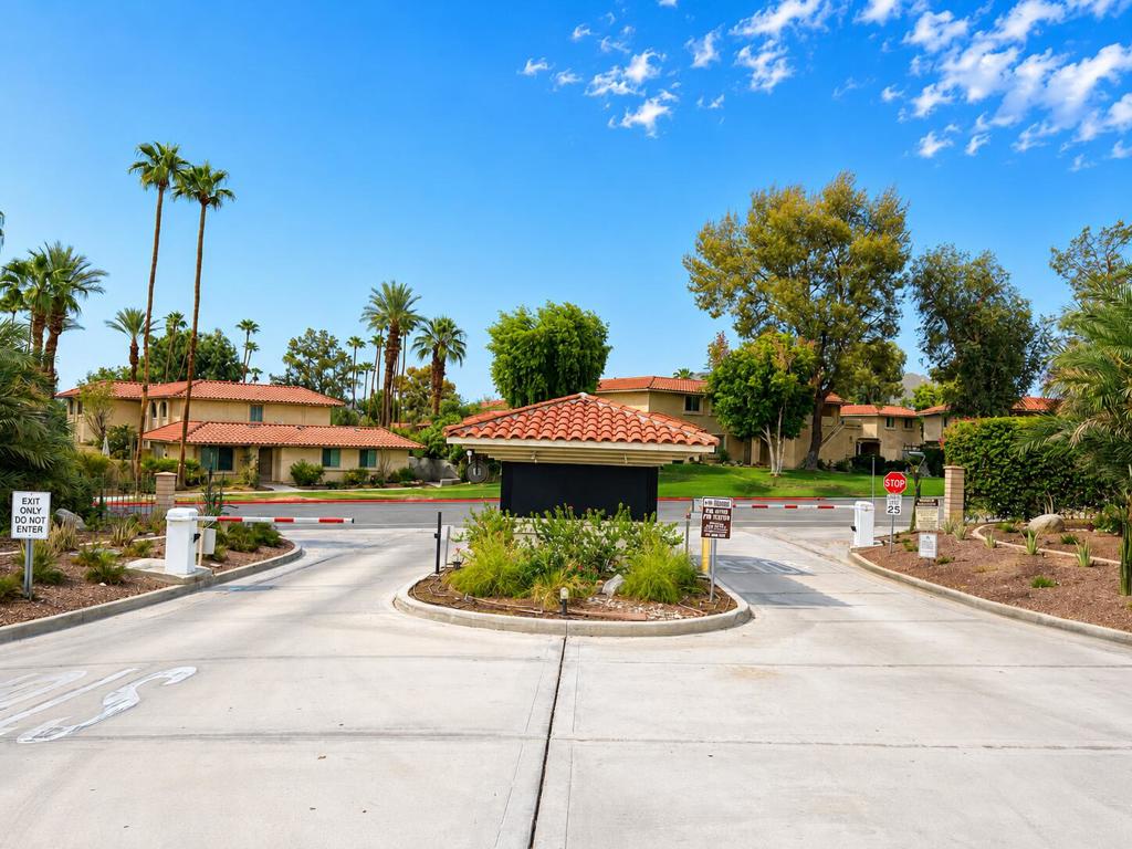 72864 Roy Emerson Lane