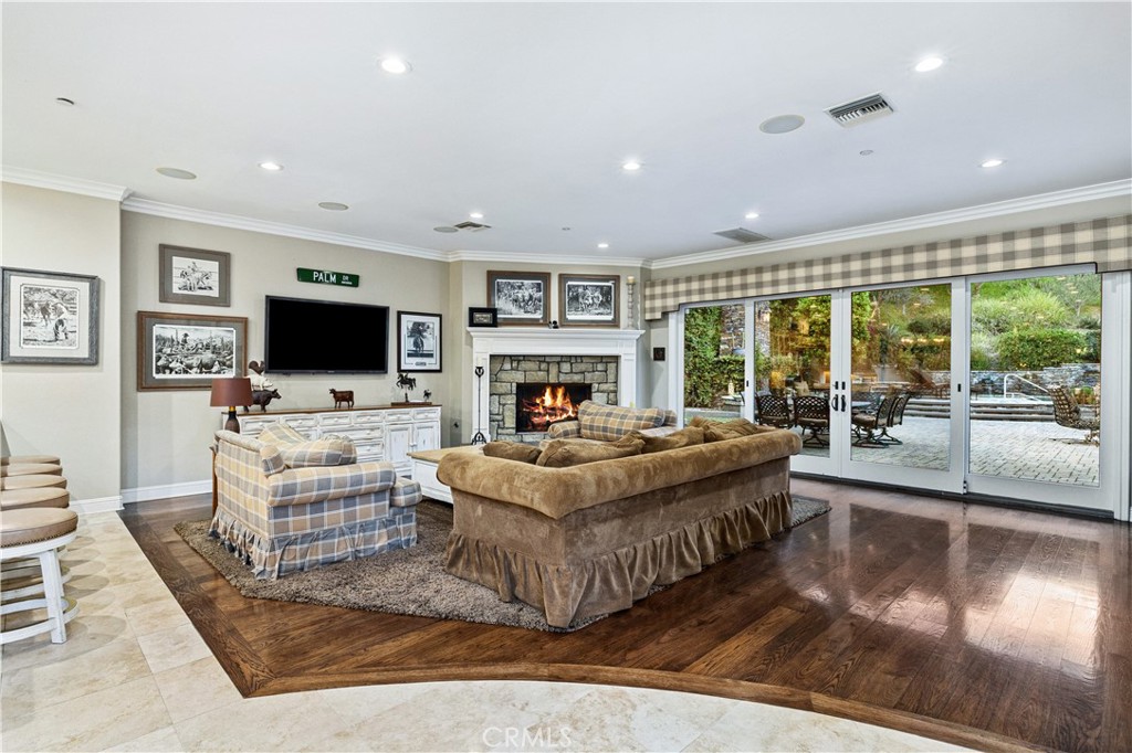 La Verne, California, 91750, United States, 5 Bedrooms Bedrooms, ,6 BathroomsBathrooms,Residential,Active,2023380