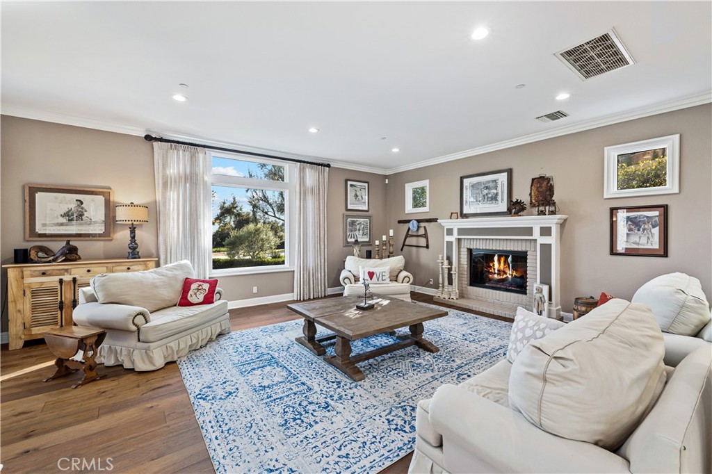 La Verne, California, 91750, United States, 5 Bedrooms Bedrooms, ,6 BathroomsBathrooms,Residential,Active,2023380