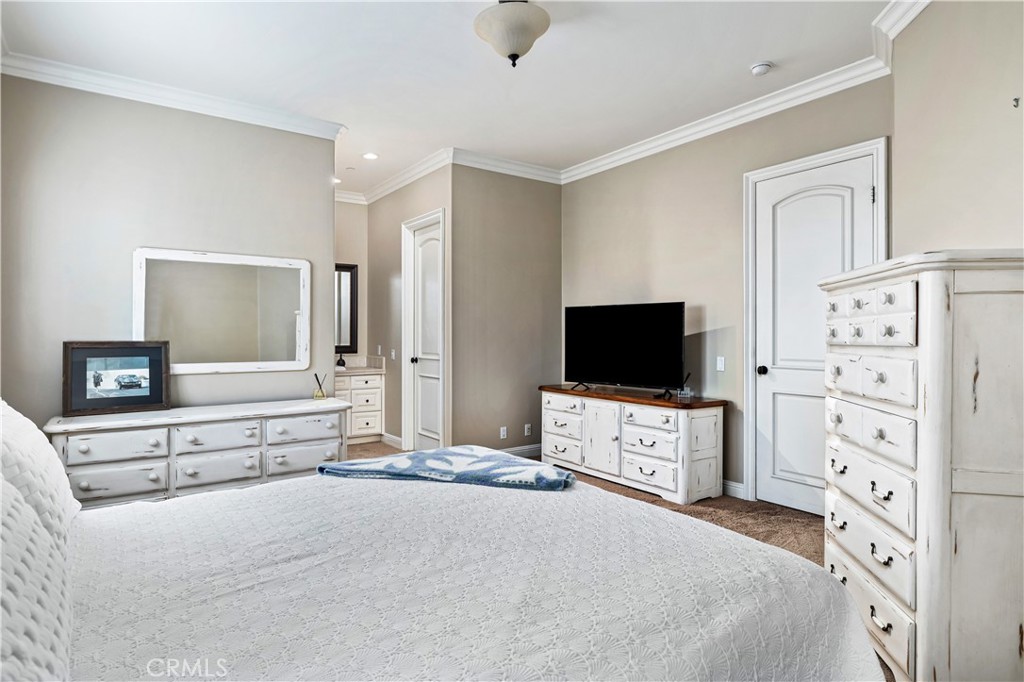 La Verne, California, 91750, United States, 5 Bedrooms Bedrooms, ,6 BathroomsBathrooms,Residential,Active,2023380