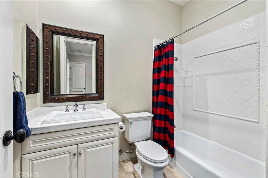 La Verne, California, 91750, United States, 5 Bedrooms Bedrooms, ,6 BathroomsBathrooms,Residential,Active,2023380