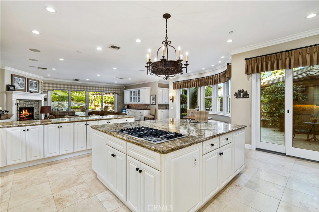 La Verne, California, 91750, United States, 5 Bedrooms Bedrooms, ,6 BathroomsBathrooms,Residential,Active,2023380