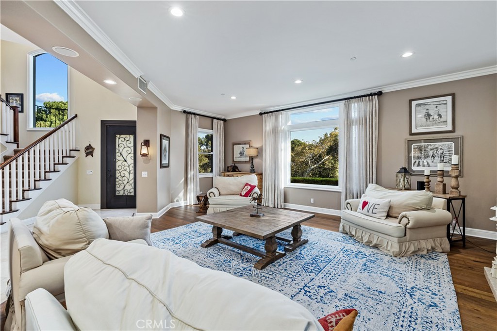 La Verne, California, 91750, United States, 5 Bedrooms Bedrooms, ,6 BathroomsBathrooms,Residential,Active,2023380