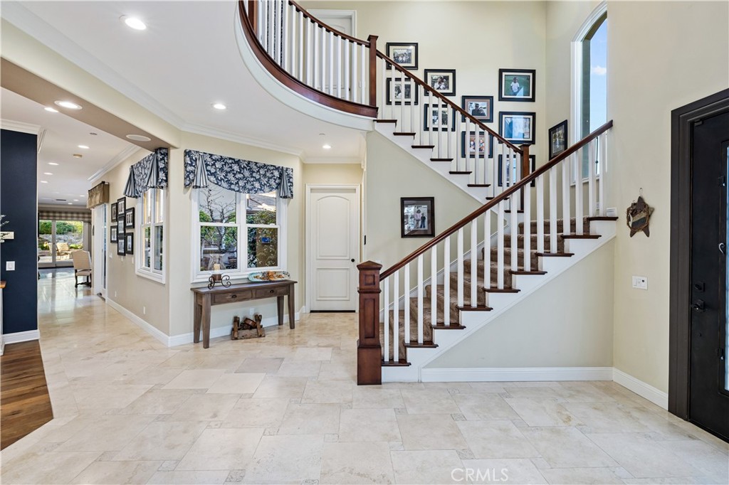 La Verne, California, 91750, United States, 5 Bedrooms Bedrooms, ,6 BathroomsBathrooms,Residential,Active,2023380