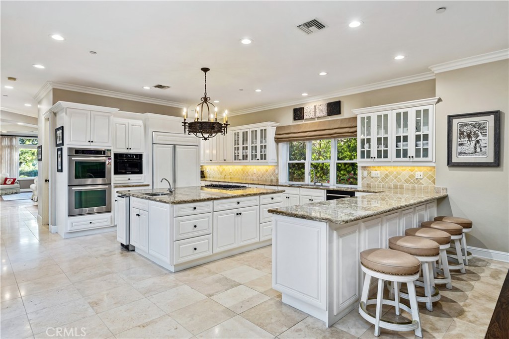 La Verne, California, 91750, United States, 5 Bedrooms Bedrooms, ,6 BathroomsBathrooms,Residential,Active,2023380