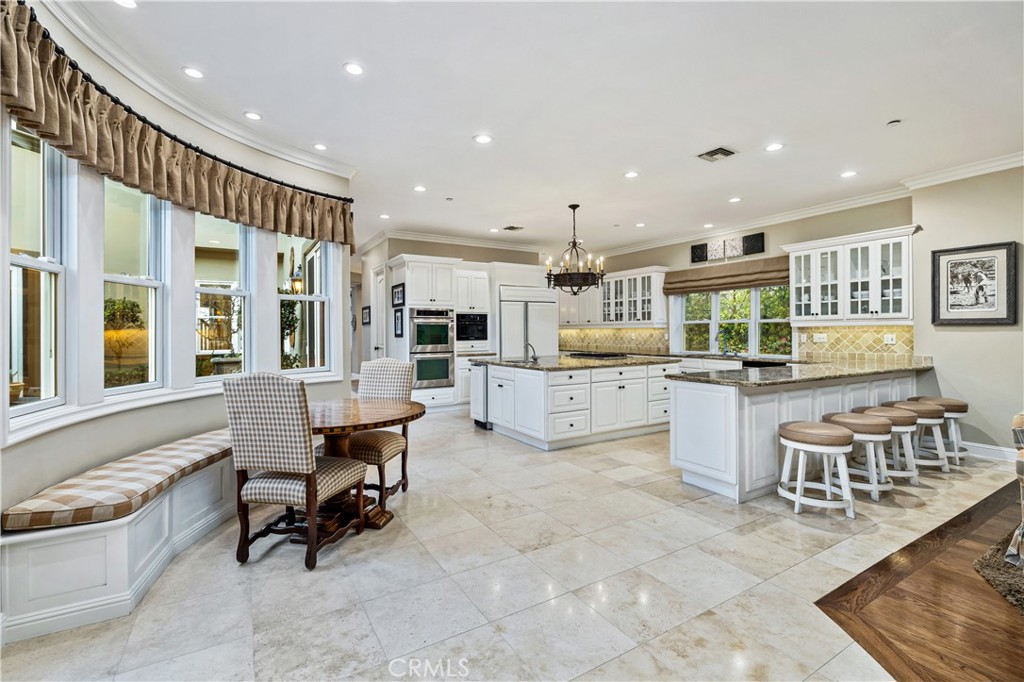 La Verne, California, 91750, United States, 5 Bedrooms Bedrooms, ,6 BathroomsBathrooms,Residential,Active,2023380