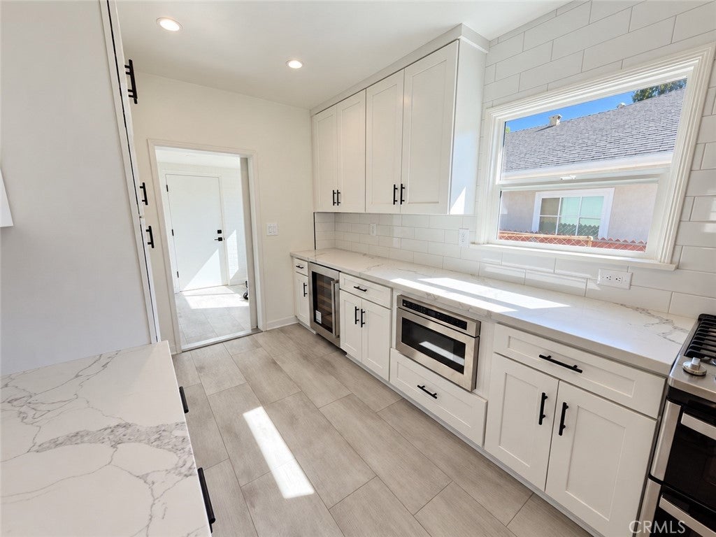 2927 Hermosa Avenue
