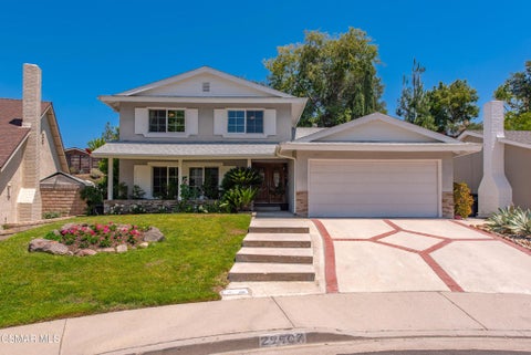 Photo of 29407 Promontory Place, Agoura Hills, CA 91301 (MLS # 226004816)